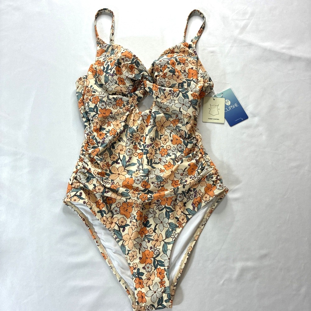 NWT Cupshe Ditsy Floral Flutter Sleeve Deep V One Piece Swimsuit Small Beach